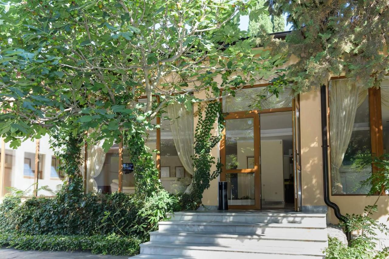 Oasis Park Hotel - New Managment 네세부르 외부 사진